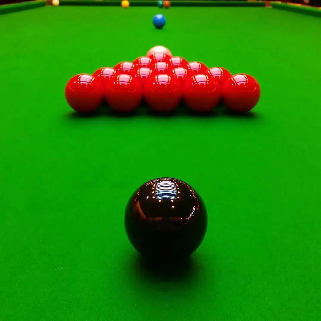 2023斯诺克英锦赛资格赛：本·沃拉斯顿大战瑞安·埃文斯，谁能在这场白球之战中笑到最后？